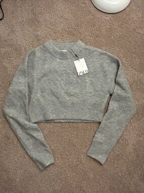 Gray Zara Cropped Sweater